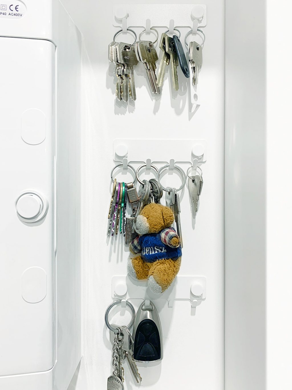 Wieszak ścienny metalowy na klucze 10 cm - imagine 3